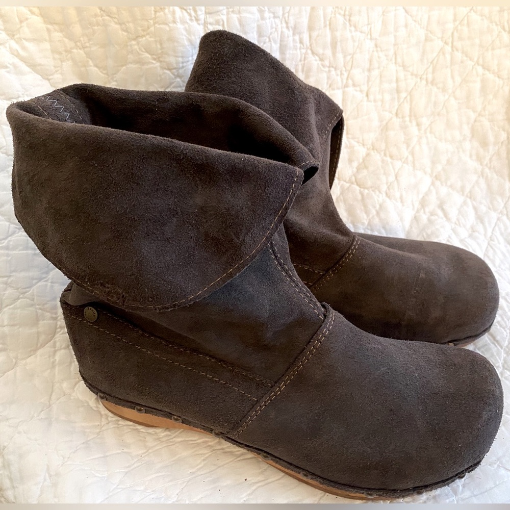 New Sanita woman’s brown suede clog/boot with studded detailing.  Size 7